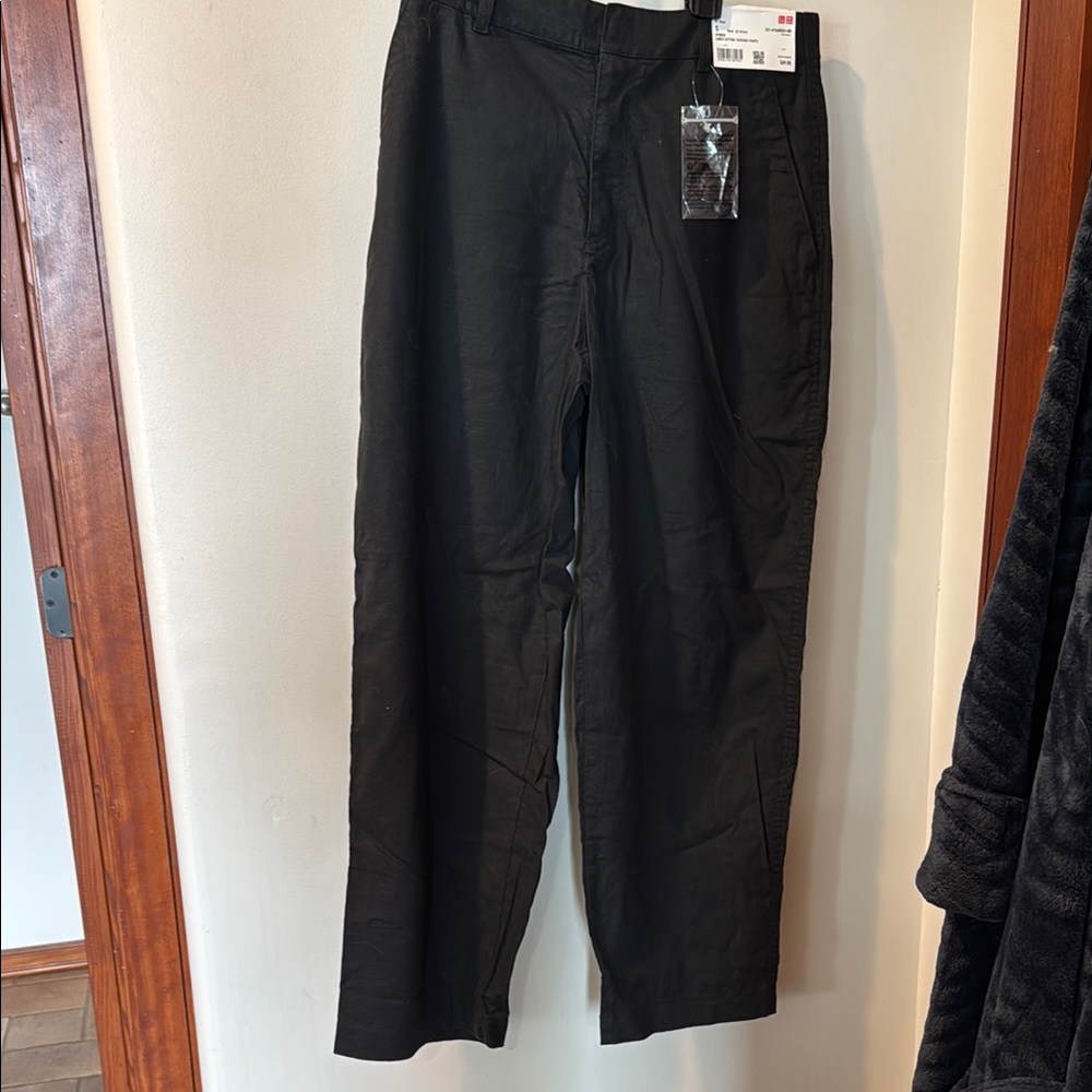 Uniqlo Black Chinos Relaxed Fit